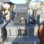  ガルーダグリーンが引き立つシンプルなデザインのお墓が完成しました【焼津市　福昌院】